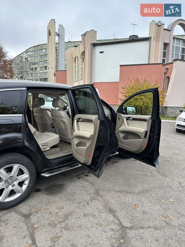 Позашляховик / Кросовер Audi Q7 2011 в Полтаві