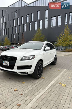 Внедорожник / Кроссовер Audi Q7 2014 в Ровно