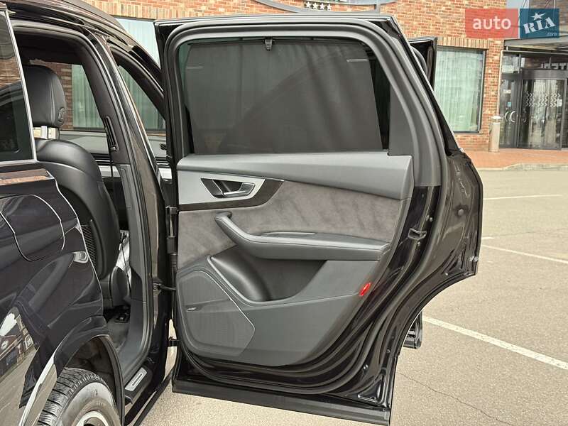 Внедорожник / Кроссовер Audi Q7 2016 в Киеве фото 124 Внедорожник / Кроссовер Audi Q7 2016 в Киеве