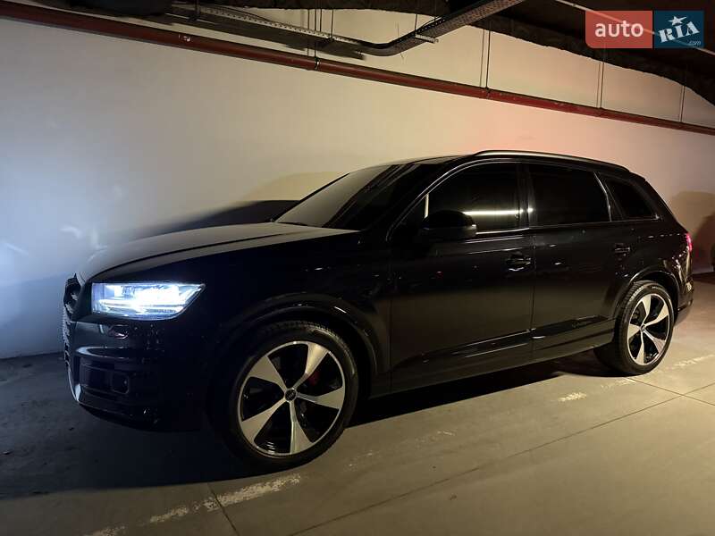 Внедорожник / Кроссовер Audi Q7 2016 в Киеве фото 162 Внедорожник / Кроссовер Audi Q7 2016 в Киеве