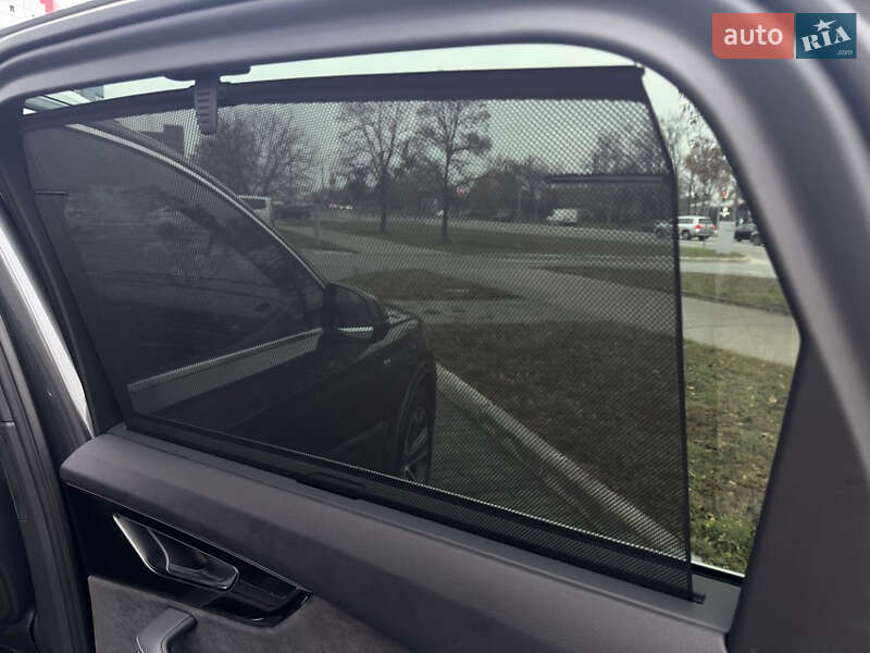 Внедорожник / Кроссовер Audi Q7 2024 в Харькове