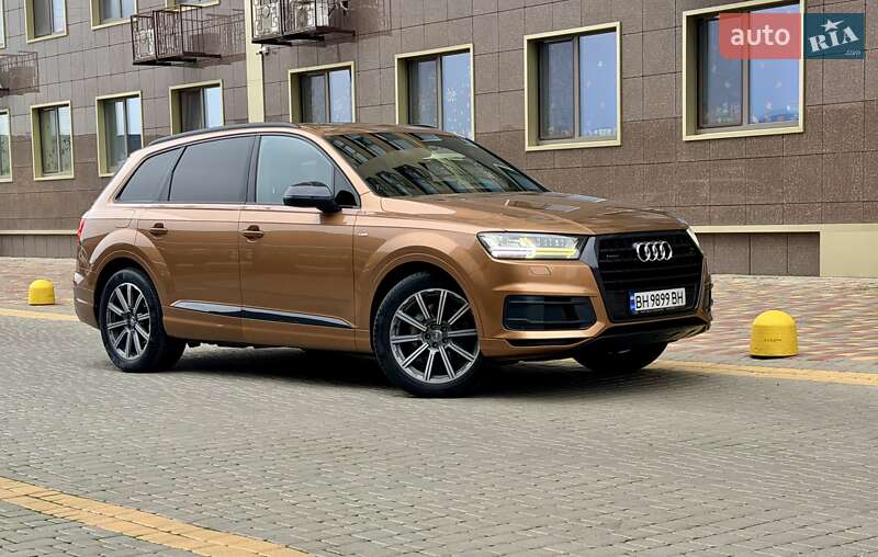 Внедорожник / Кроссовер Audi Q7 2017 в Одессе
