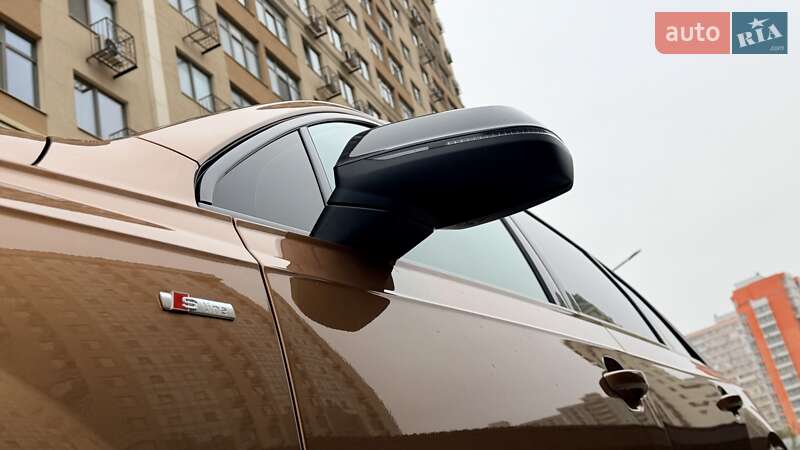 Внедорожник / Кроссовер Audi Q7 2017 в Одессе