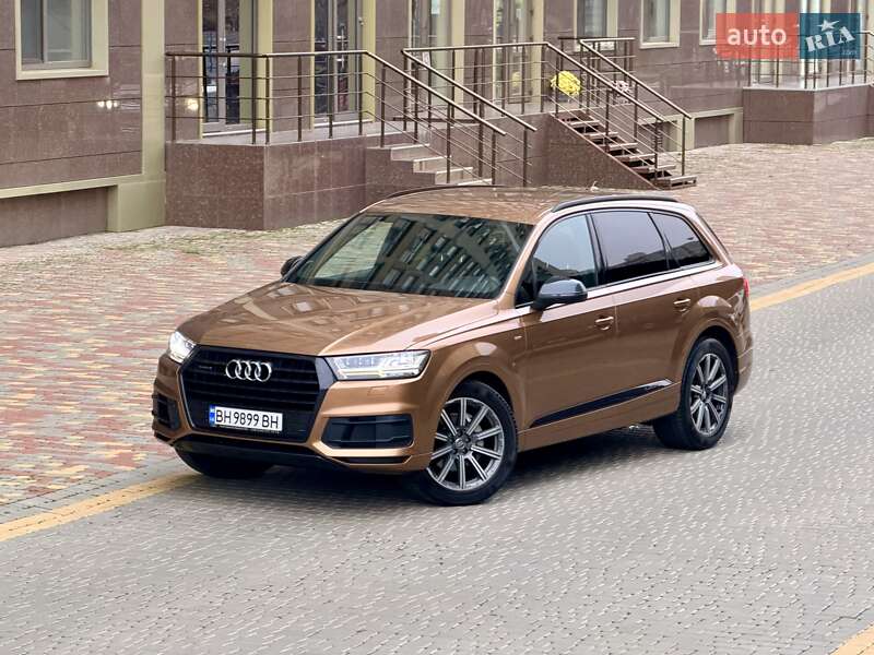 Внедорожник / Кроссовер Audi Q7 2017 в Одессе