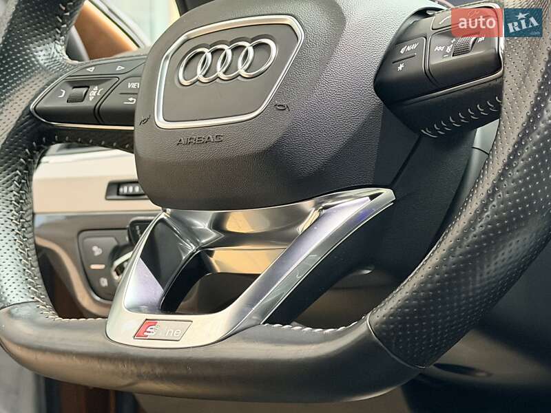 Внедорожник / Кроссовер Audi Q7 2017 в Одессе