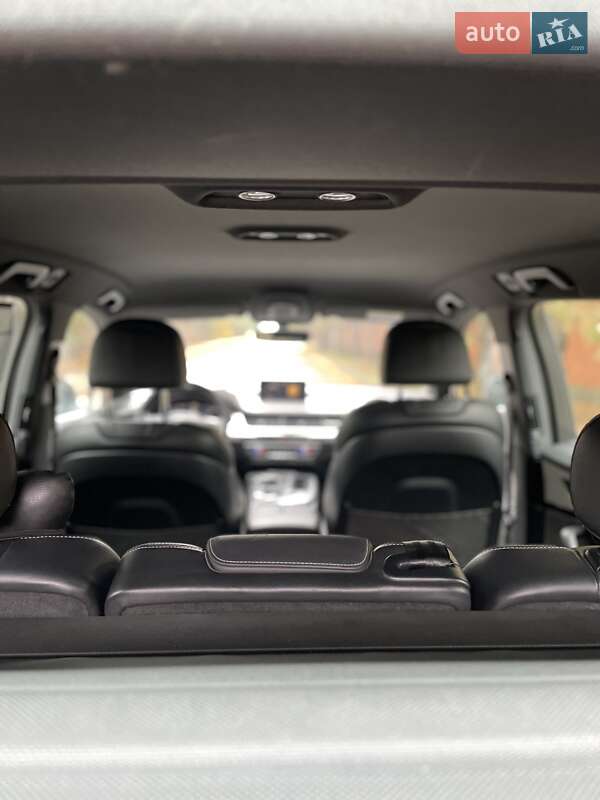 Позашляховик / Кросовер Audi Q7 2016 в Дніпрі фото 20 Позашляховик / Кросовер Audi Q7 2016 в Дніпрі