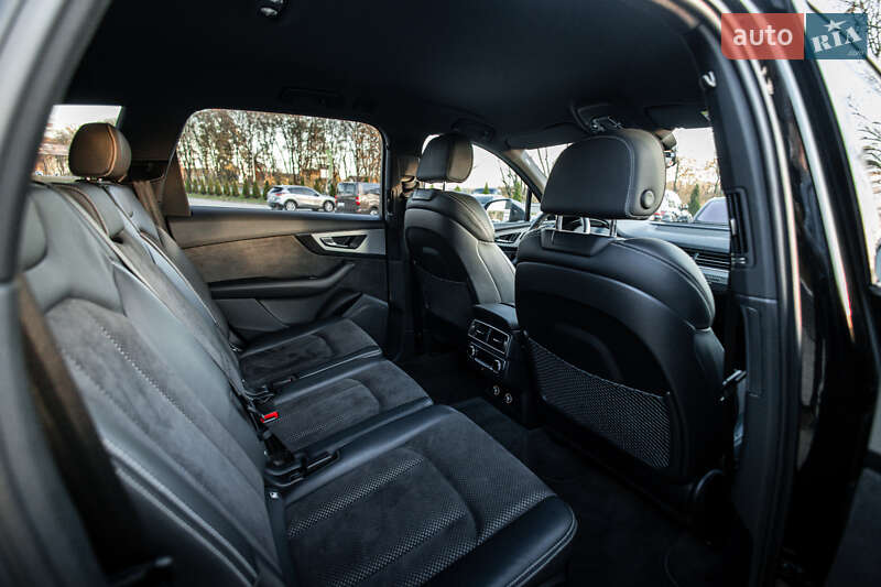 Позашляховик / Кросовер Audi Q7 2017 в Львові фото 37 Позашляховик / Кросовер Audi Q7 2017 в Львові