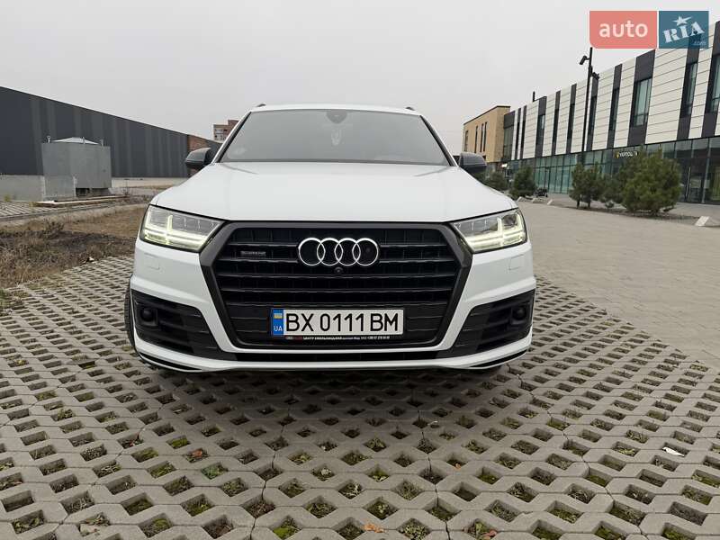 Позашляховик / Кросовер Audi Q7 2017 в Хмельницькому