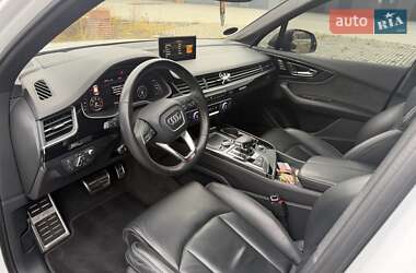 Внедорожник / Кроссовер Audi Q7 2017 в Хмельницком