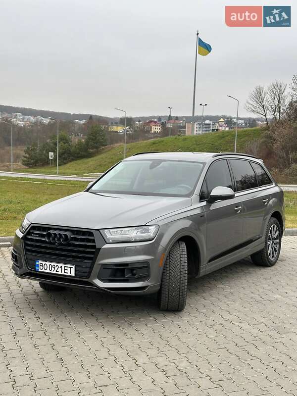 Внедорожник / Кроссовер Audi Q7 2017 в Тернополе