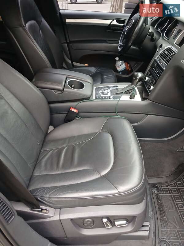 Позашляховик / Кросовер Audi Q7 2014 в Харкові