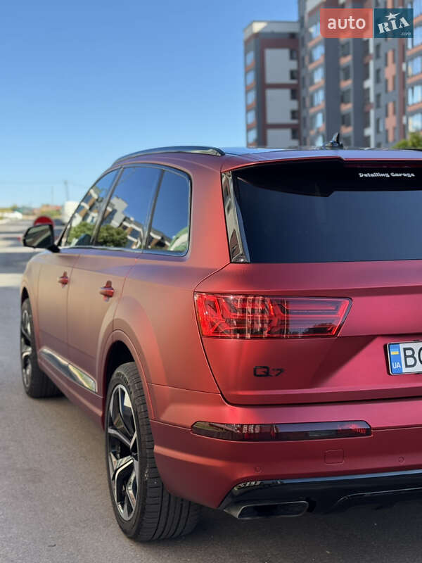 Позашляховик / Кросовер Audi Q7 2018 в Києві фото 14 Позашляховик / Кросовер Audi Q7 2018 в Києві