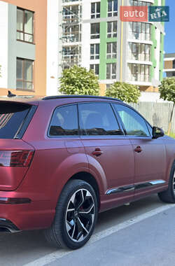 Внедорожник / Кроссовер Audi Q7 2018 в Киеве