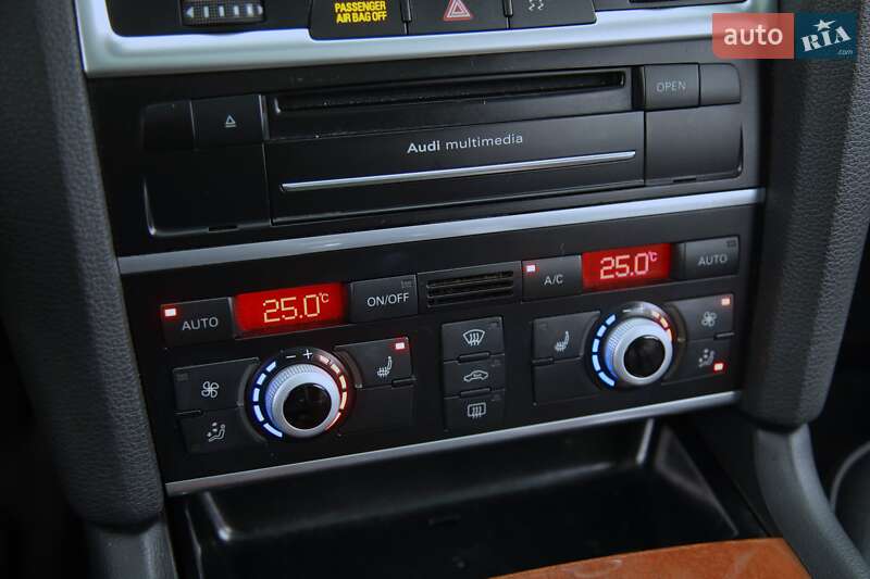 Позашляховик / Кросовер Audi Q7 2015 в Харкові