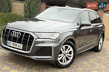 Внедорожник / Кроссовер Audi Q7 2023 в Днепре