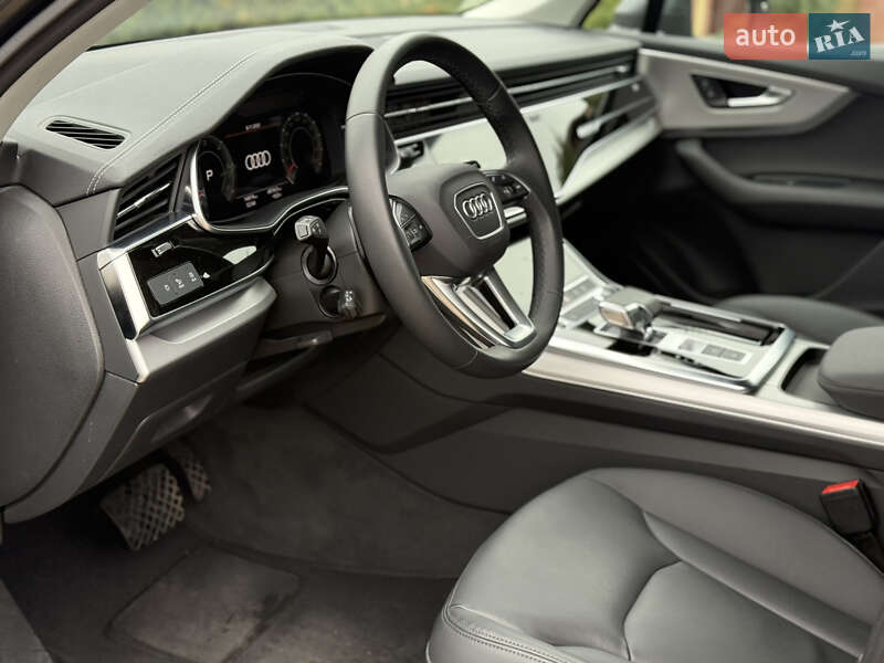 Внедорожник / Кроссовер Audi Q7 2023 в Днепре