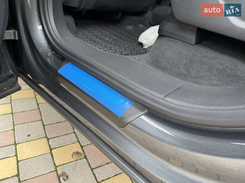 Внедорожник / Кроссовер Audi Q7 2023 в Днепре