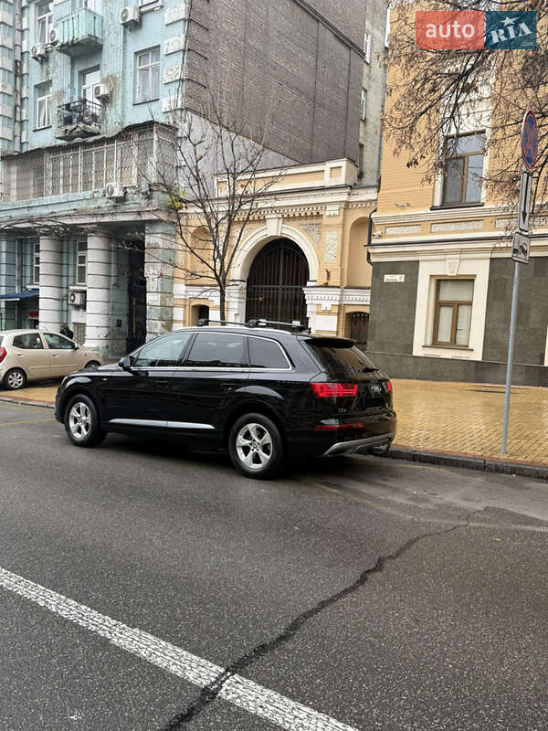 Позашляховик / Кросовер Audi Q7 2017 в Києві фото 7 Позашляховик / Кросовер Audi Q7 2017 в Києві