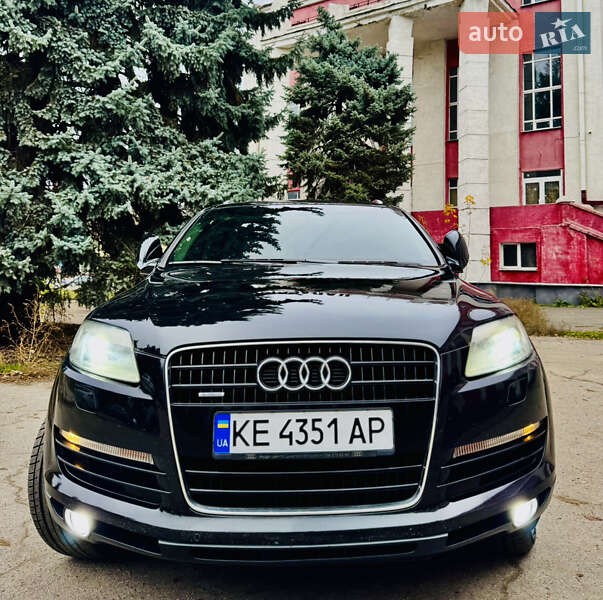 Позашляховик / Кросовер Audi Q7 2007 в Дніпрі