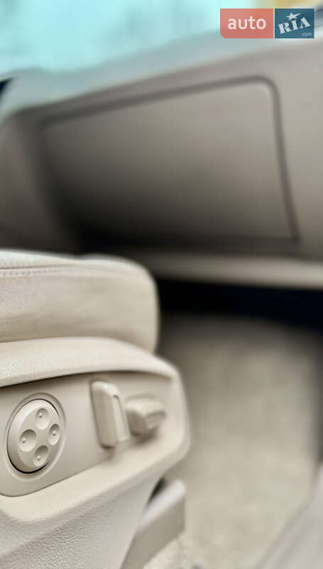 Позашляховик / Кросовер Audi Q7 2007 в Дніпрі