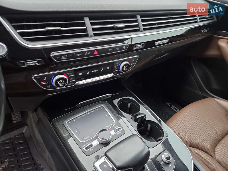 Позашляховик / Кросовер Audi Q7 2017 в Луцьку фото 15 Позашляховик / Кросовер Audi Q7 2017 в Луцьку