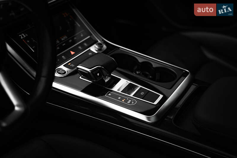 Позашляховик / Кросовер Audi Q7 2021 в Києві