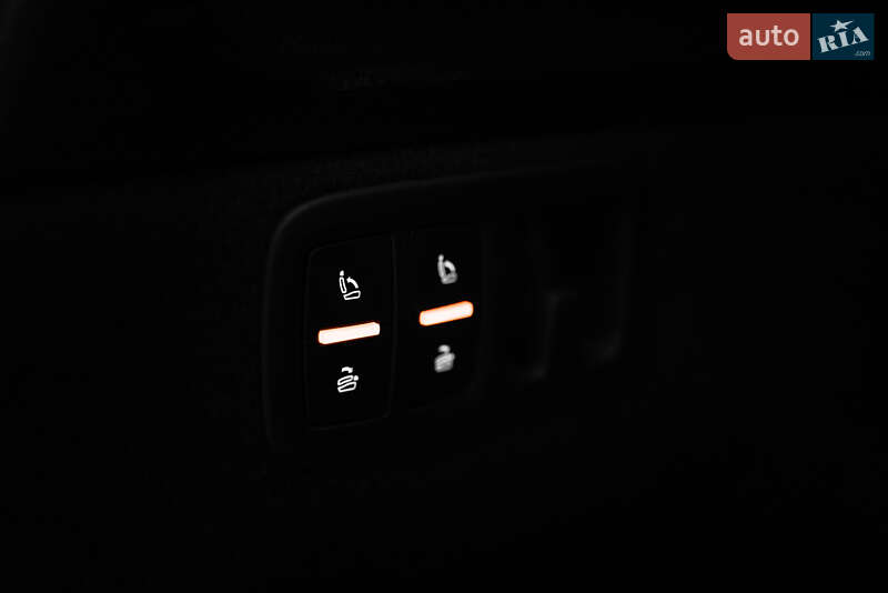 Позашляховик / Кросовер Audi Q7 2021 в Києві