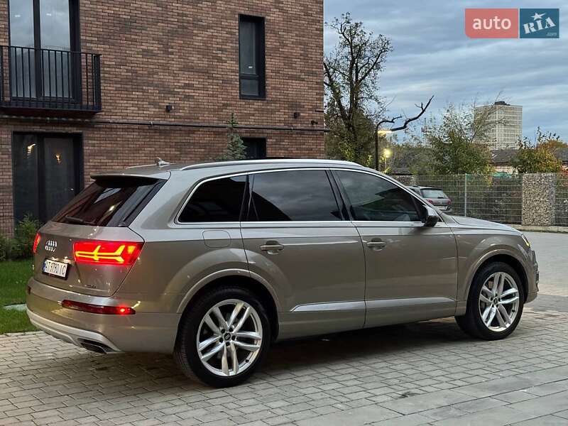 Внедорожник / Кроссовер Audi Q7 2016 в Ивано-Франковске