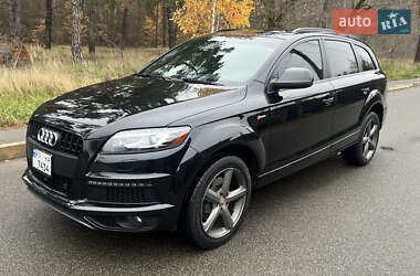Позашляховик / Кросовер Audi Q7 2015 в Києві