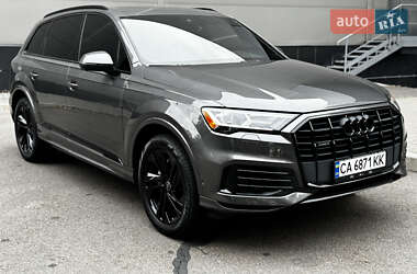 Внедорожник / Кроссовер Audi Q7 2021 в Киеве