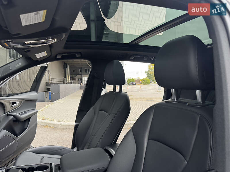 Позашляховик / Кросовер Audi Q7 2021 в Києві