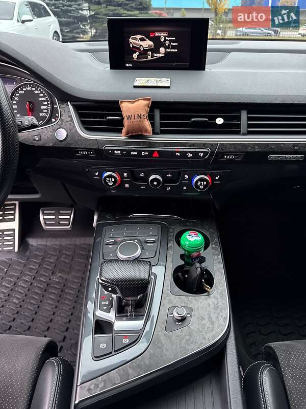 Позашляховик / Кросовер Audi Q7 2016 в Києві фото 42 Позашляховик / Кросовер Audi Q7 2016 в Києві