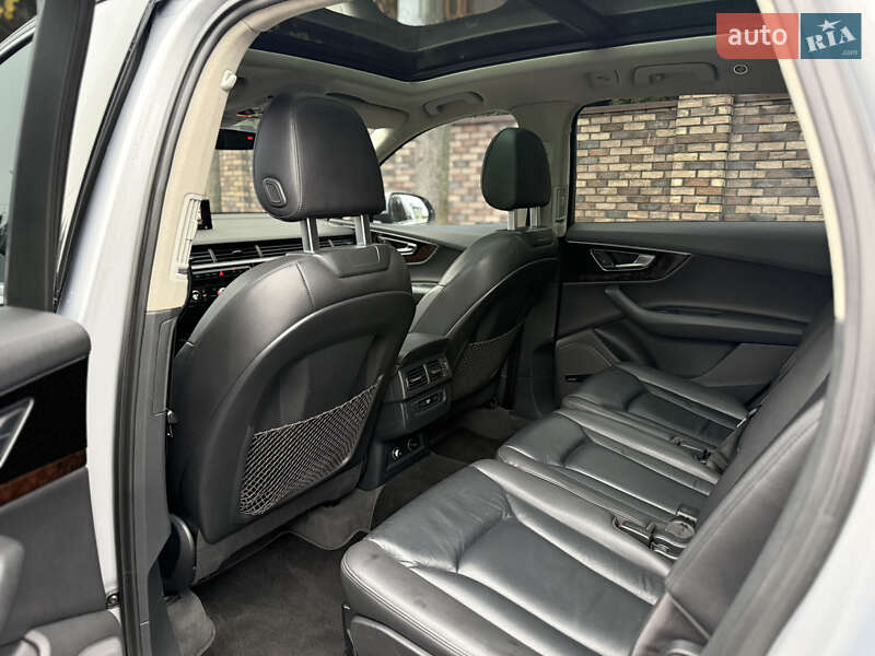 Позашляховик / Кросовер Audi Q7 2018 в Києві