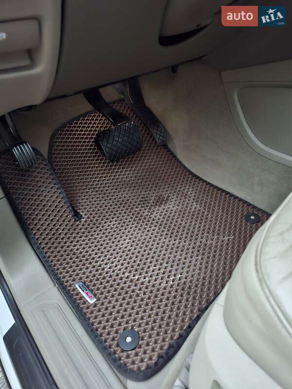 Позашляховик / Кросовер Audi Q7 2014 в Луцьку