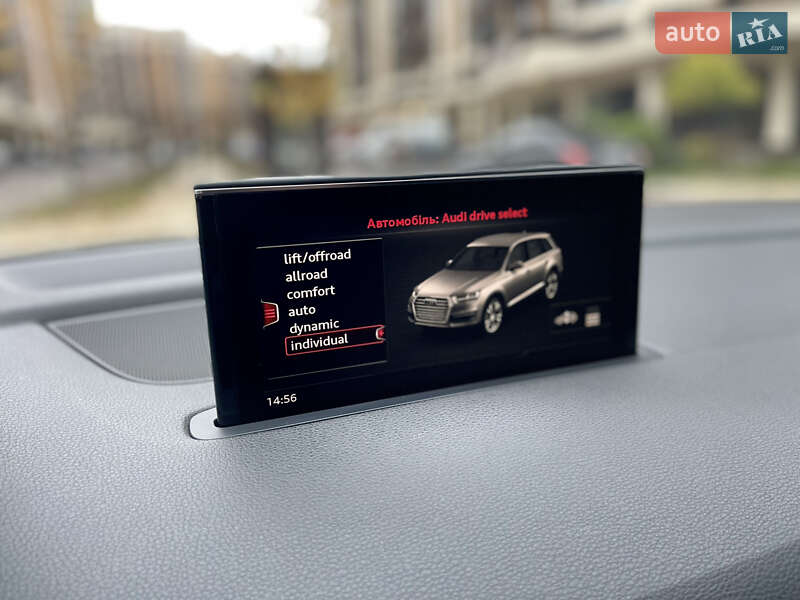 Внедорожник / Кроссовер Audi Q7 2016 в Киеве