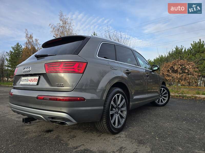 Позашляховик / Кросовер Audi Q7 2016 в Хмельницькому