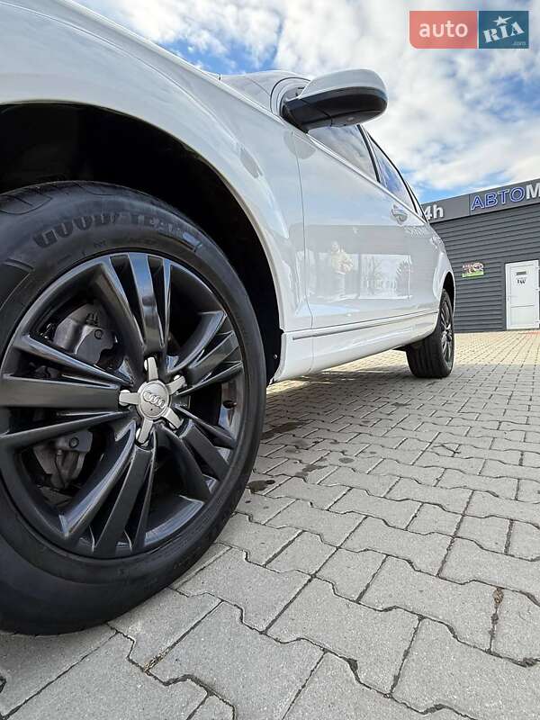Внедорожник / Кроссовер Audi Q7 2010 в Косове