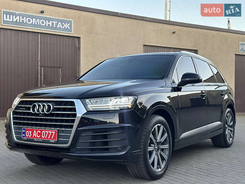 Внедорожник / Кроссовер Audi Q7 2016 в Владимире