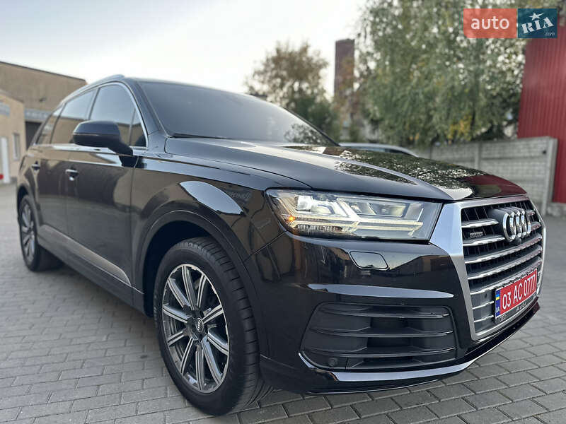 Внедорожник / Кроссовер Audi Q7 2016 в Владимире