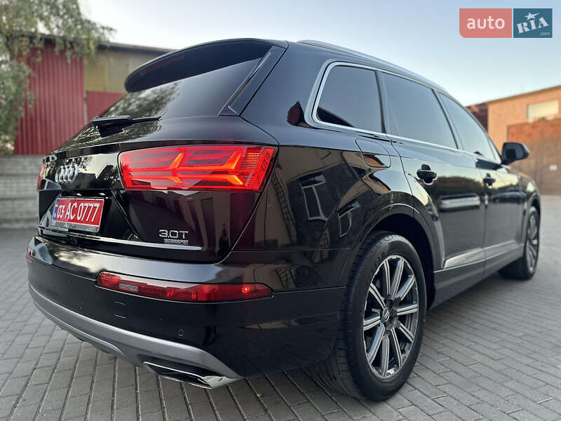 Внедорожник / Кроссовер Audi Q7 2016 в Владимире