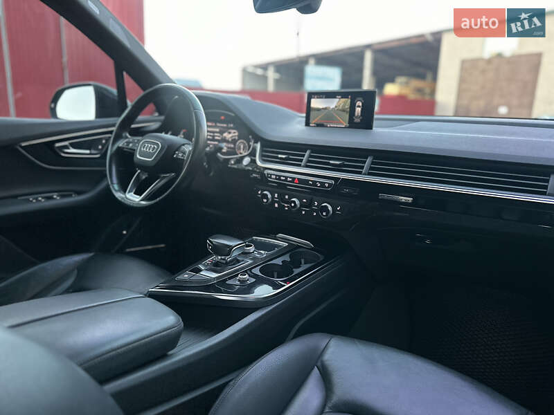 Внедорожник / Кроссовер Audi Q7 2016 в Владимире