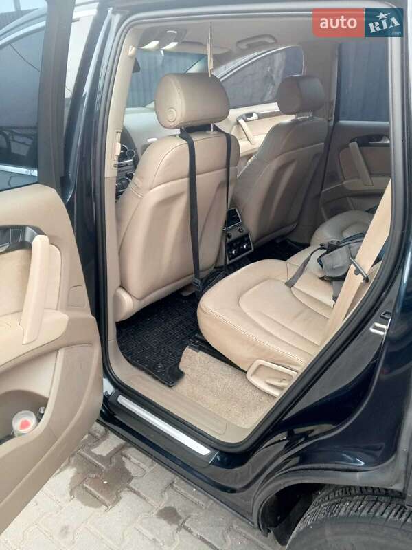 Позашляховик / Кросовер Audi Q7 2007 в Житомирі