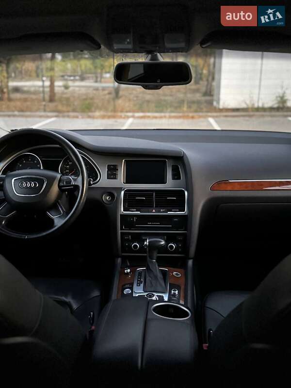 Внедорожник / Кроссовер Audi Q7 2013 в Запорожье
