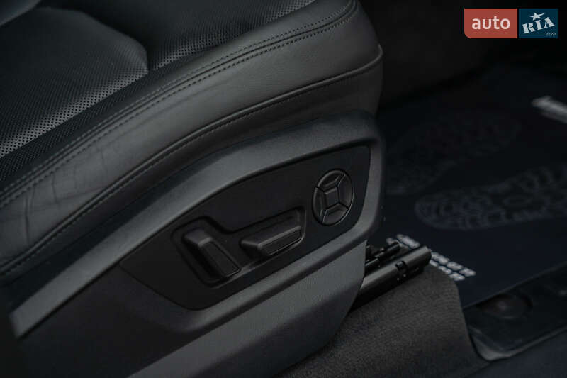 Позашляховик / Кросовер Audi Q7 2020 в Чернівцях