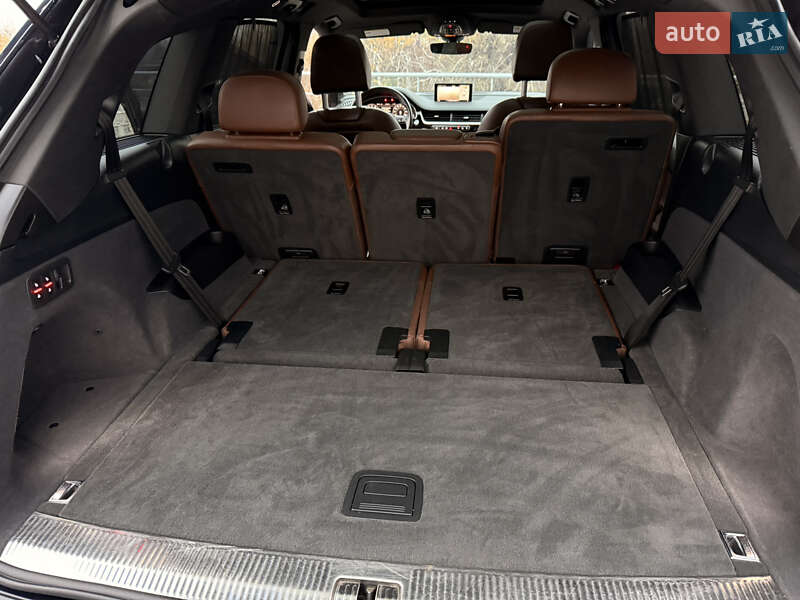 Позашляховик / Кросовер Audi Q7 2017 в Києві фото 26 Позашляховик / Кросовер Audi Q7 2017 в Києві