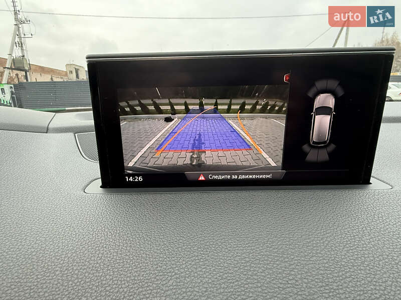 Позашляховик / Кросовер Audi Q7 2015 в Луцьку