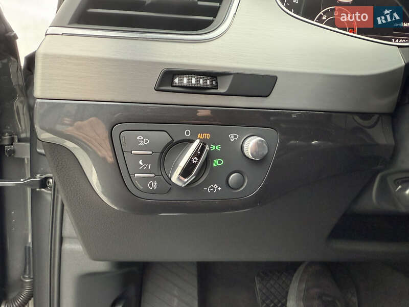 Позашляховик / Кросовер Audi Q7 2015 в Луцьку