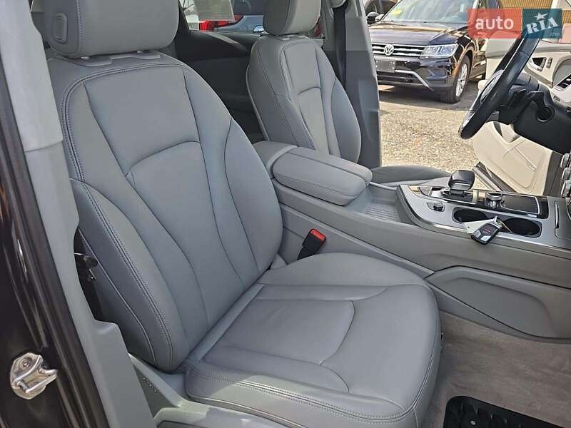 Позашляховик / Кросовер Audi Q7 2018 в Львові