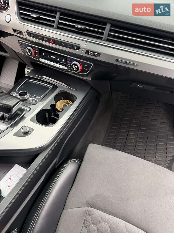 Внедорожник / Кроссовер Audi Q7 2016 в Киеве фото 10 Внедорожник / Кроссовер Audi Q7 2016 в Киеве