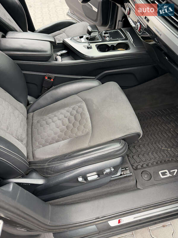 Внедорожник / Кроссовер Audi Q7 2016 в Киеве фото 14 Внедорожник / Кроссовер Audi Q7 2016 в Киеве